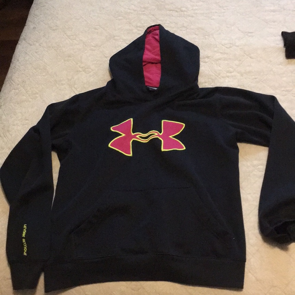 Under Armour softy hoodie authentic